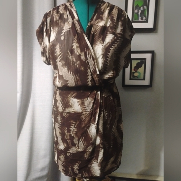 W118 by Walter Baker Abstract Print Faux Wrap Dress Size L in Brown & Cream - Picture 6 of 14